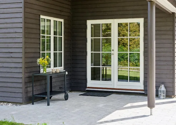 Holiday home Emmalina - 1-3km From The Sea By Interhome