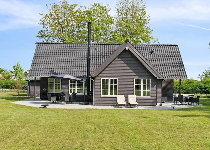 Holiday home Emmalina - 1-3km From The Sea By Interhome