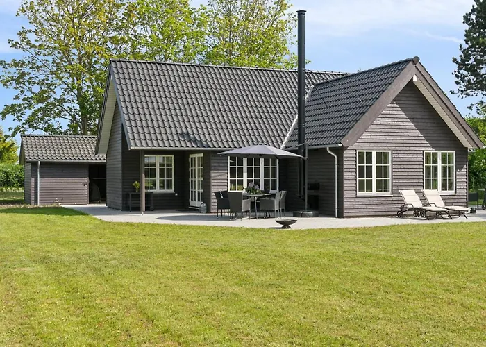 Emmalina - 1-3km From The Sea By Interhome Holiday home